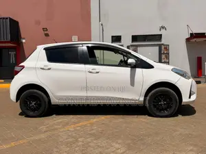 Toyota Vitz 2019 White