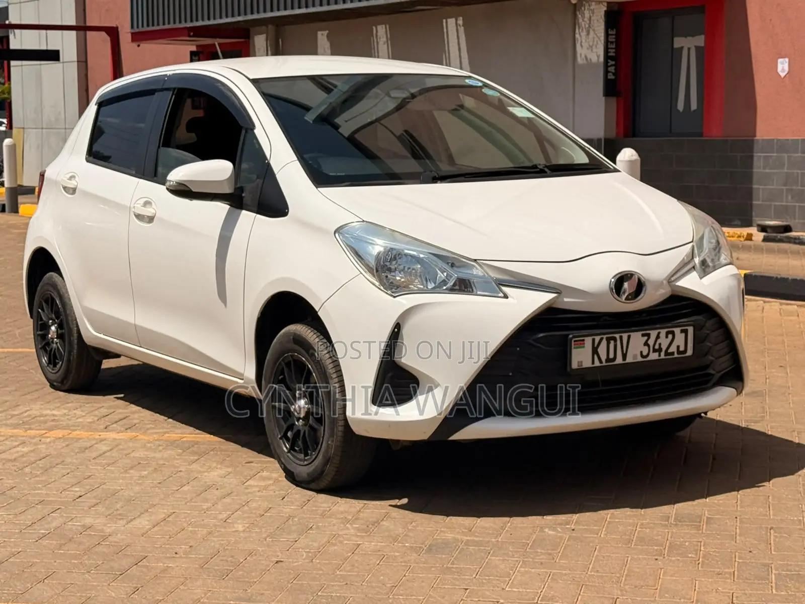 Toyota Vitz 2019 White