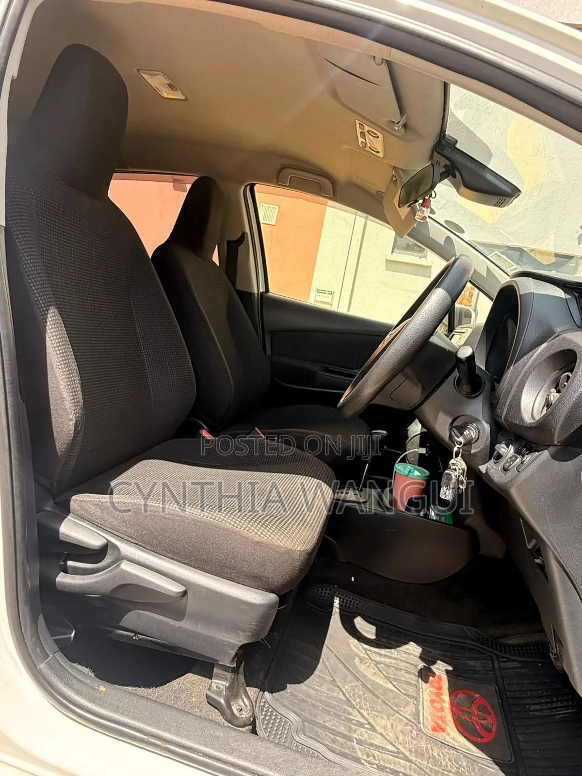 Toyota Vitz 2019 White