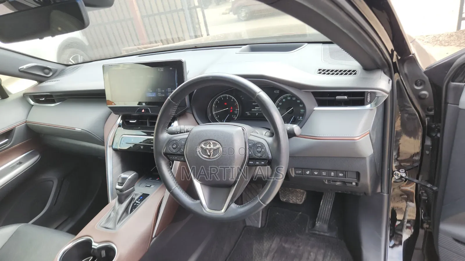 Toyota Harrier 2020 Black