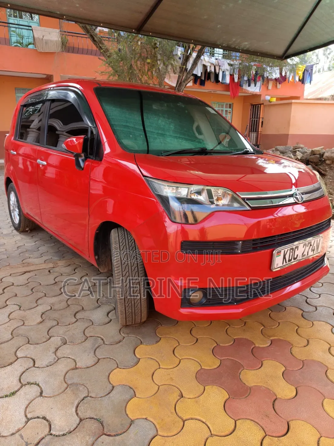 Toyota Spade 2014 Red