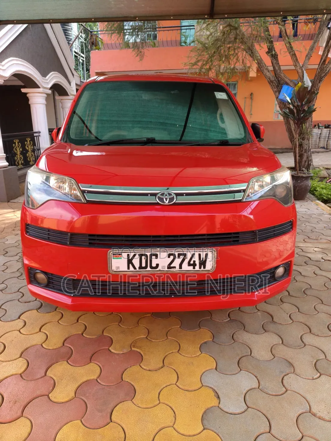 Toyota Spade 2014 Red