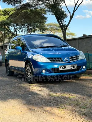 Nissan Tiida 2010 Blue