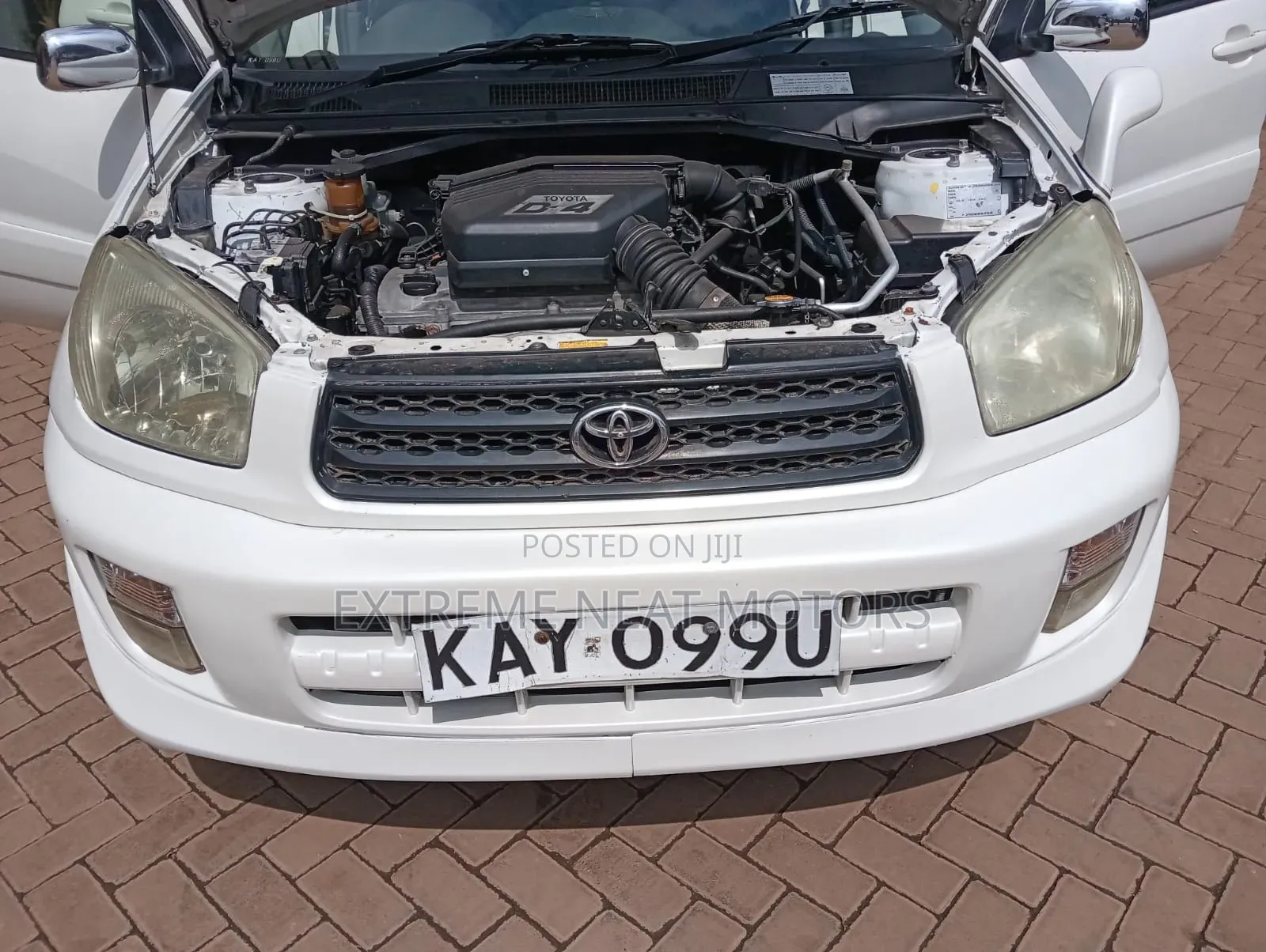 Toyota RAV4 2002 White