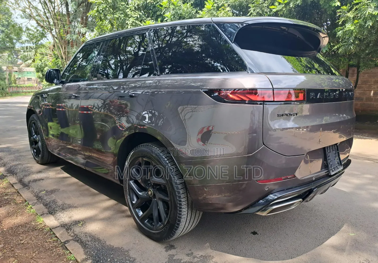 Land Rover Range Rover Sport 2024 Gray