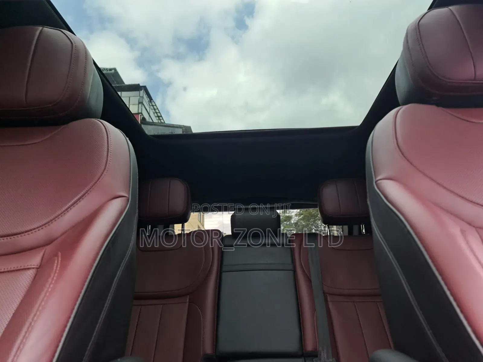Land Rover Range Rover Sport 2024 Gray