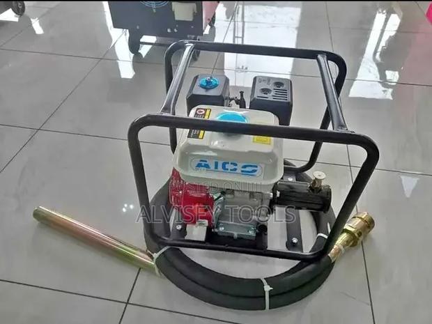 Powerful Aico Concrete Vibrator
