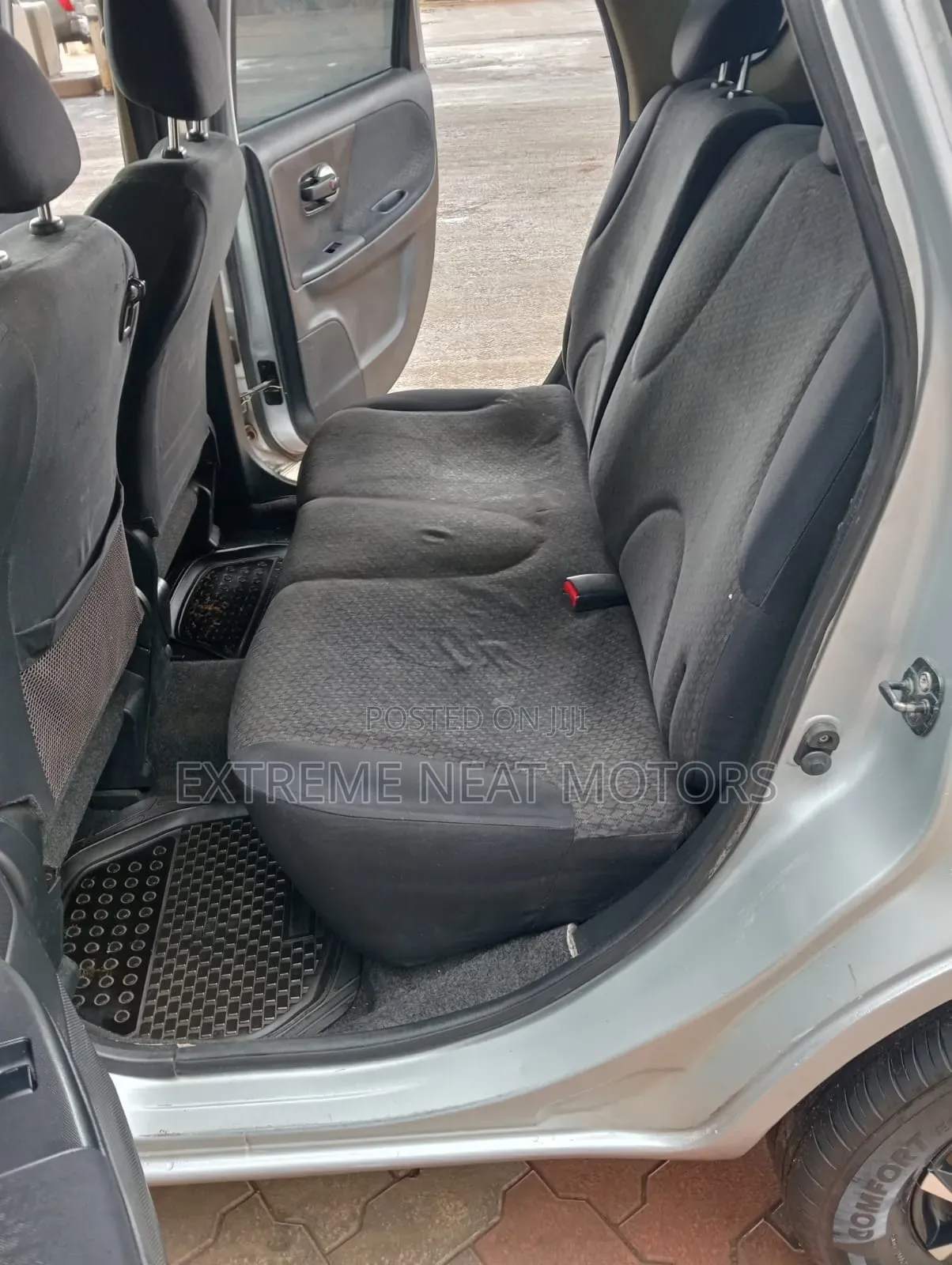 Nissan Note 2011 Silver