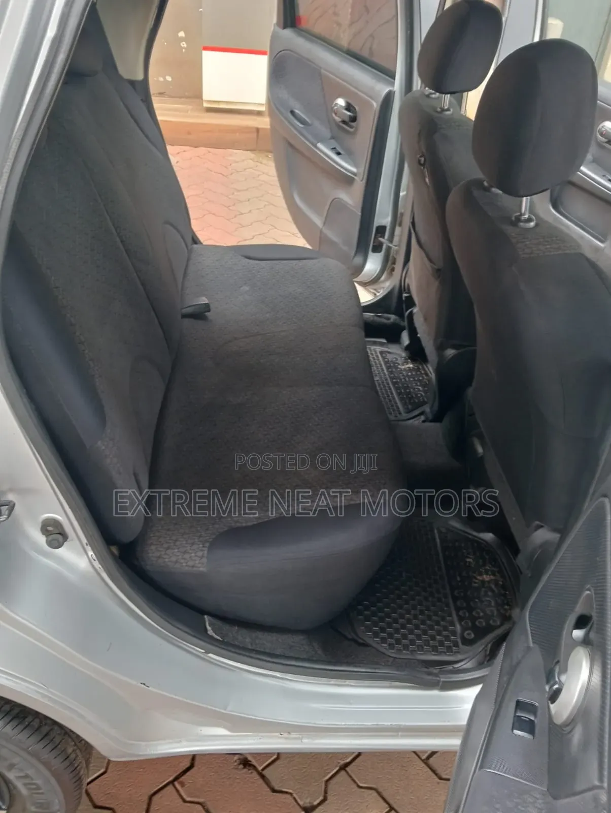 Nissan Note 2011 Silver