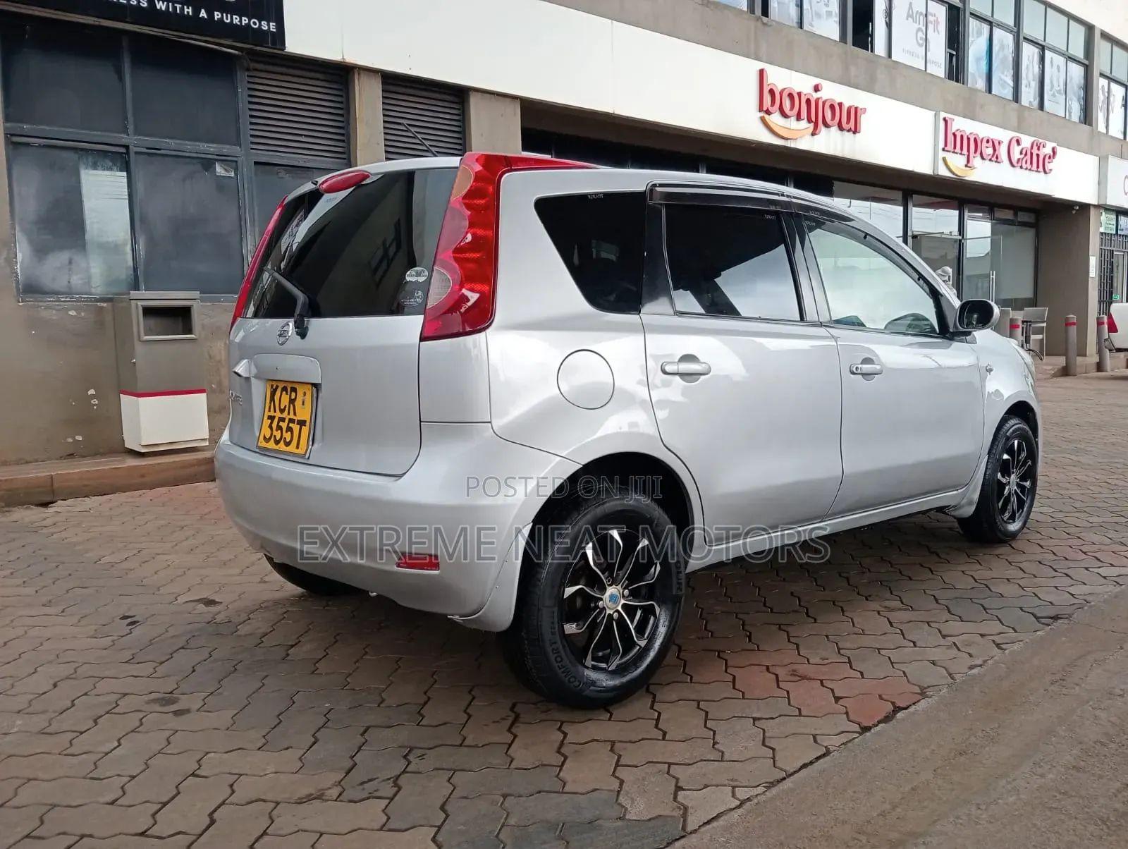 Nissan Note 2011 Silver
