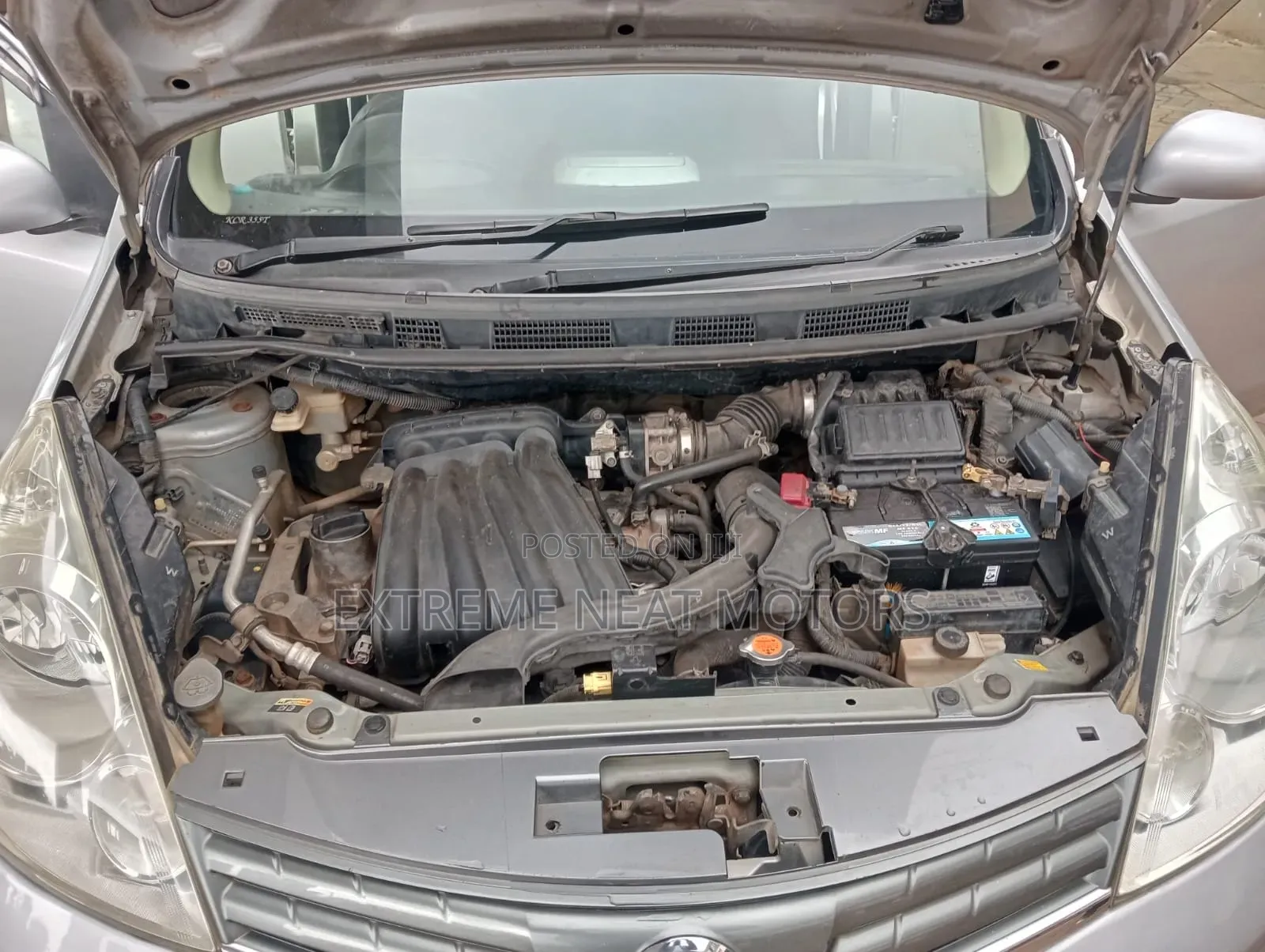 Nissan Note 2011 Silver