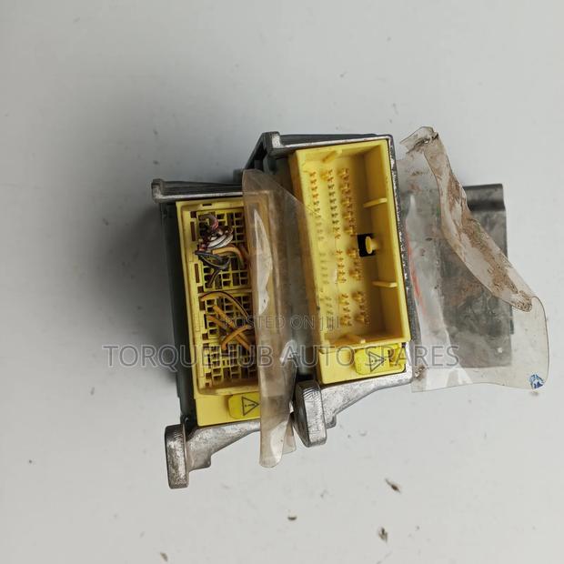 Toyota Hilux 2005-2015 Airbag Module - thumbnail 2