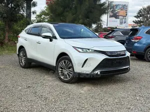 Toyota Harrier 2.0 2021 Pearl