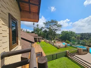 9bdrm House in Muthangari for sale
