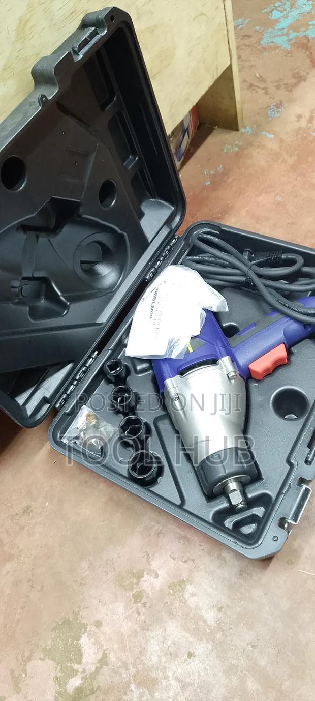 Electric Impact Wrench - main view