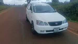 Toyota Gaia 2010 White