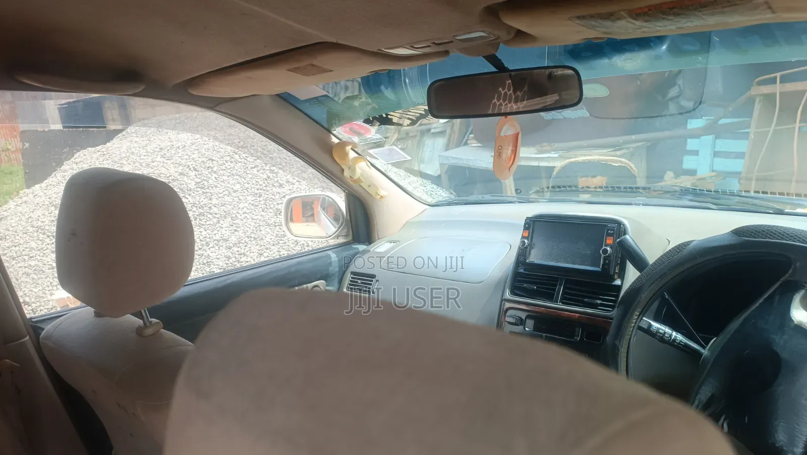 Toyota Gaia 2010 White