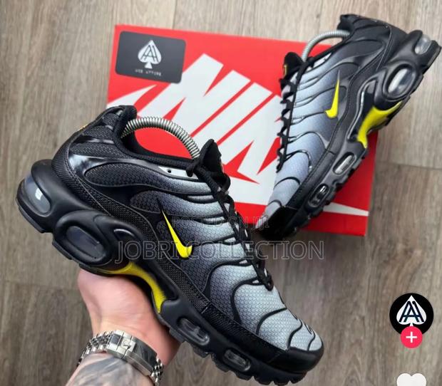 Nike Airmax Tn “ Wolf Grey Sneakers - thumbnail 2