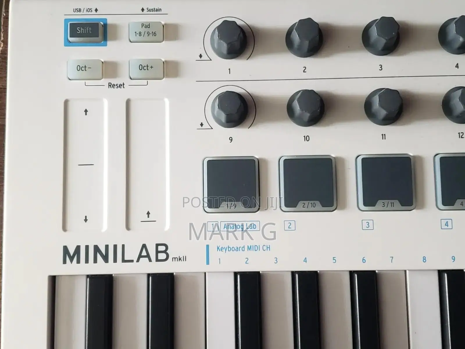 Arturia Minilab Mk2 With Analog Lab Powerful Portable Controller