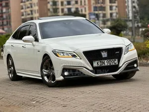 Toyota Crown 2020 White