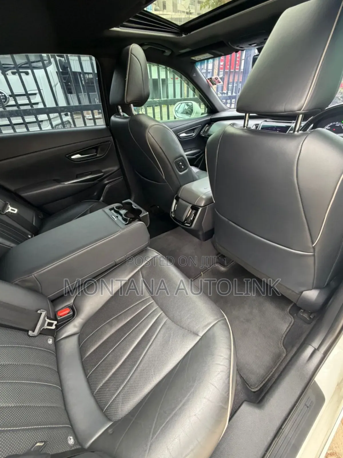 Toyota Crown 2020 White