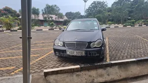 Mercedes-Benz C180 2004 Blue