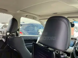 Toyota Land Cruiser Prado 2.8 2021 Pearl