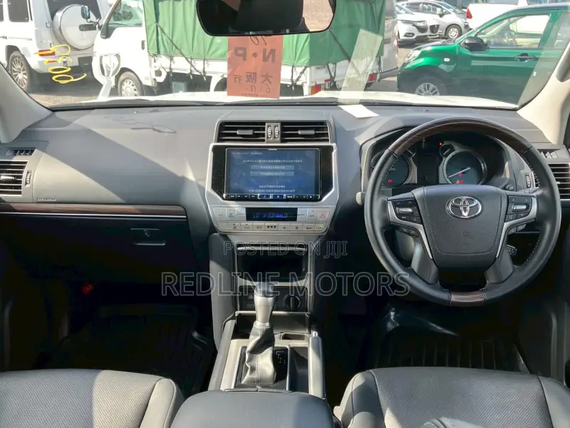 Toyota Land Cruiser Prado 2.8 2021 Pearl