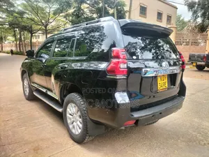Toyota Land Cruiser Prado 2015 Black