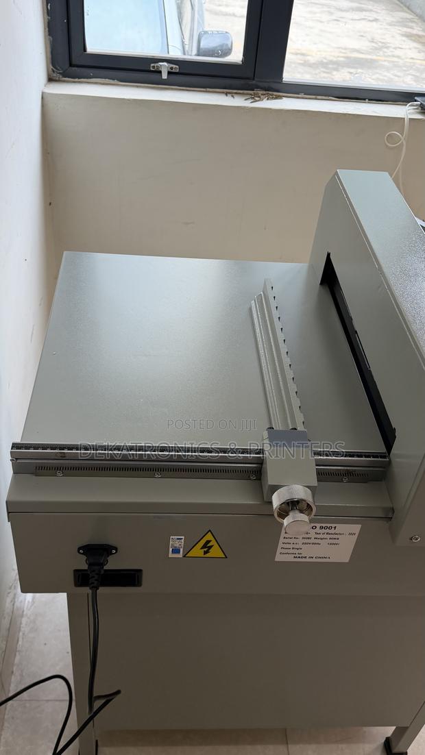 Digital 45cm Width Electric Paper Cutter - thumbnail 2