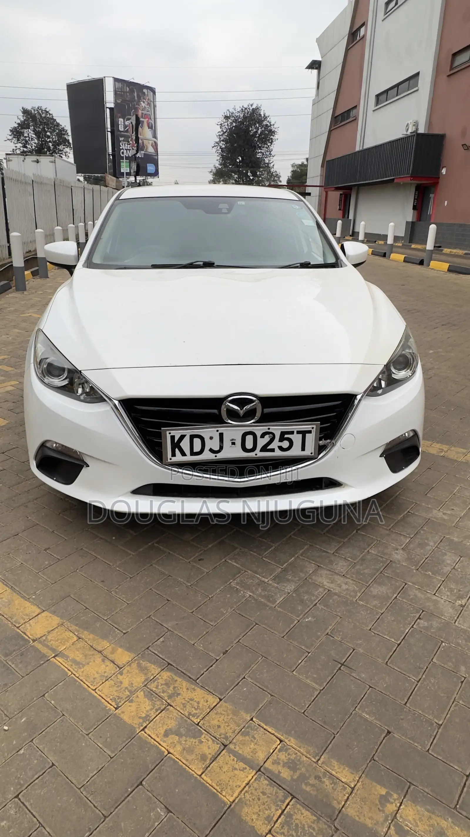 Mazda Axela 2015 White