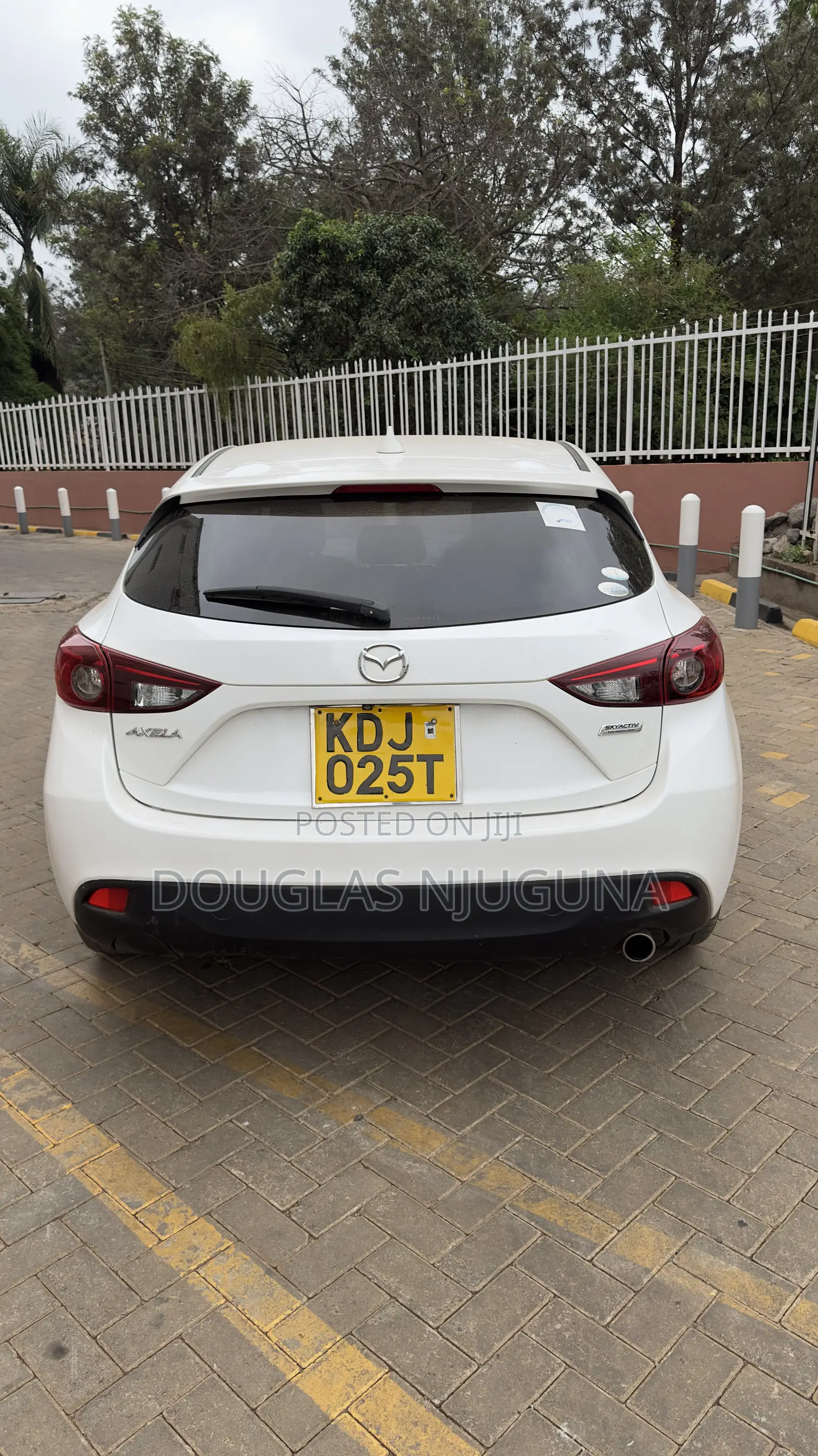Mazda Axela 2015 White