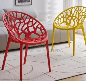 Plastic Chair: Nest-Style Outdoor Seating With Contoured Design