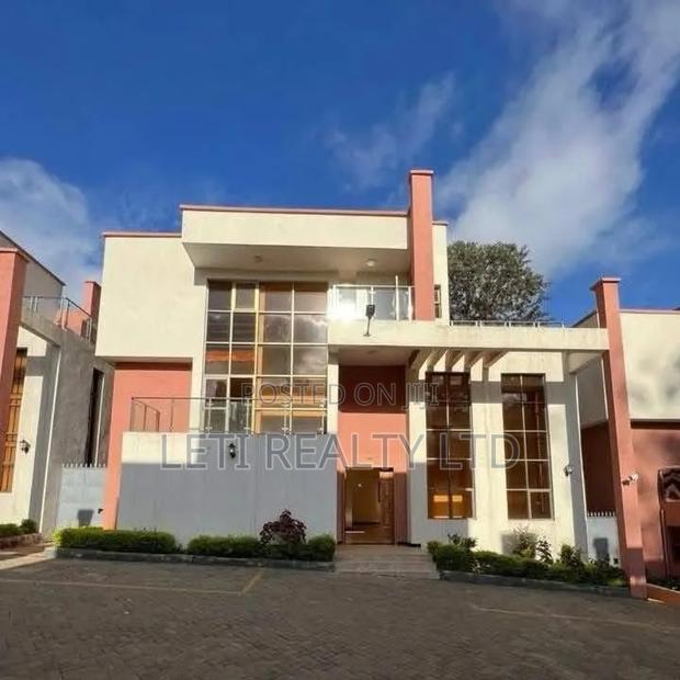 5bdrm Townhouse/Terrace in Maziwa for sale