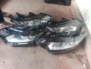 Outlander 2016 Headlight Zenon Each 