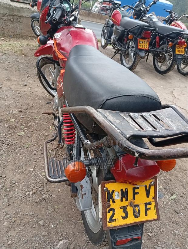 TVS HLX Plus ES 2023 Red
