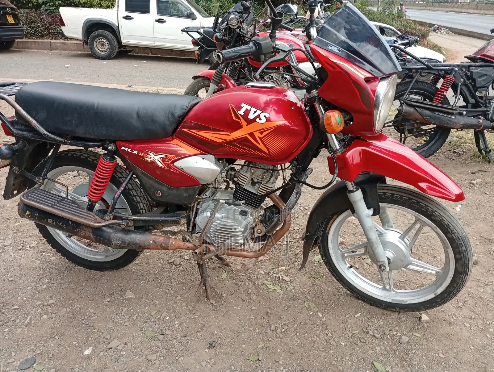 TVS HLX Plus ES 2023 Red