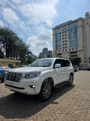 Toyota Land Cruiser Prado 2.8 2019 White