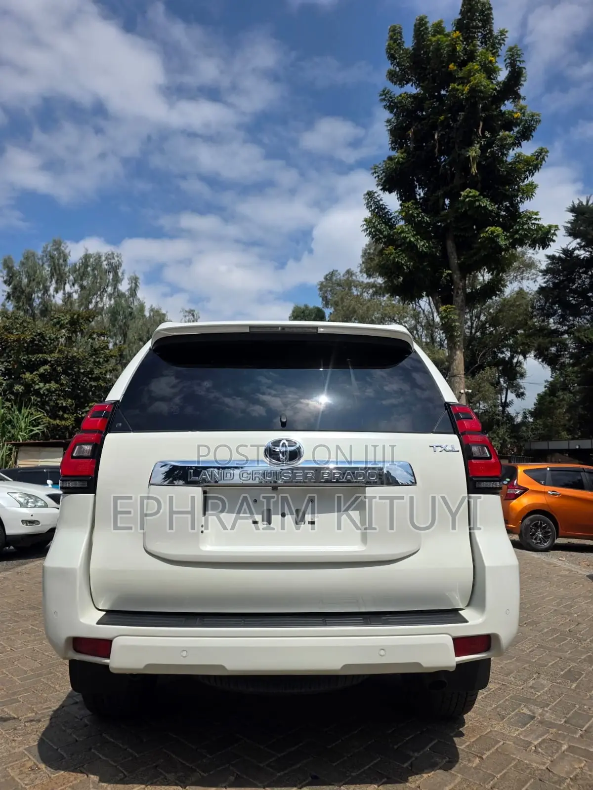 Toyota Land Cruiser Prado 2.8 2019 White