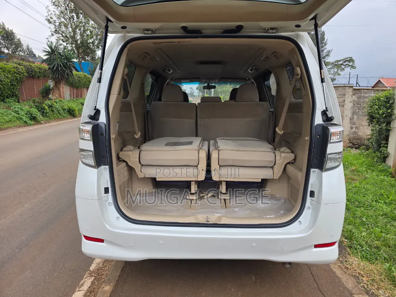 Toyota Alphard 2012 White