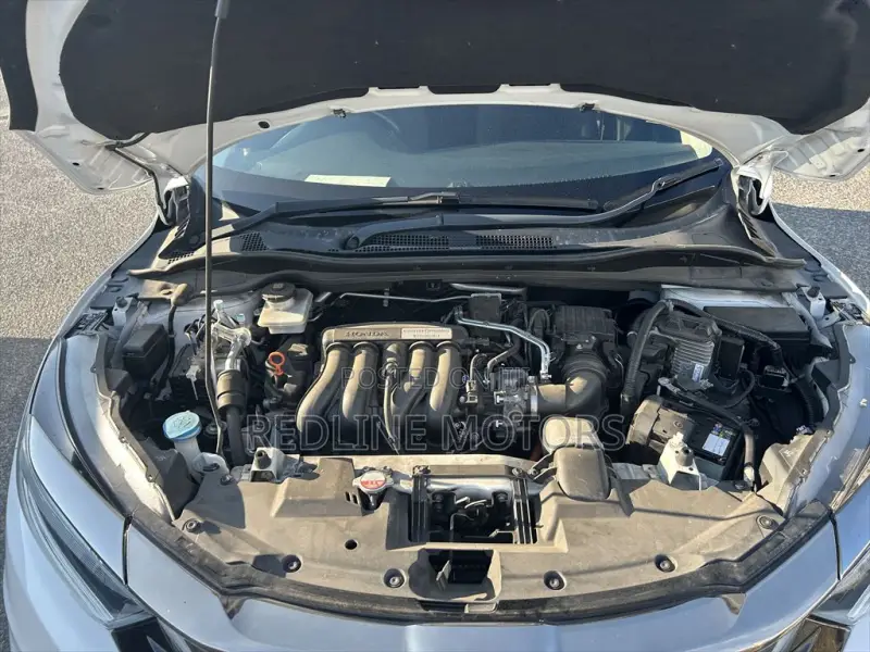 Honda Vezel 1.5 Hybrid 2WD 2019 Pearl