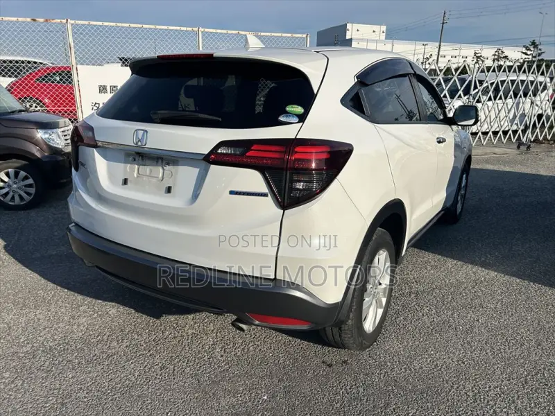 Honda Vezel 1.5 Hybrid 2WD 2019 Pearl
