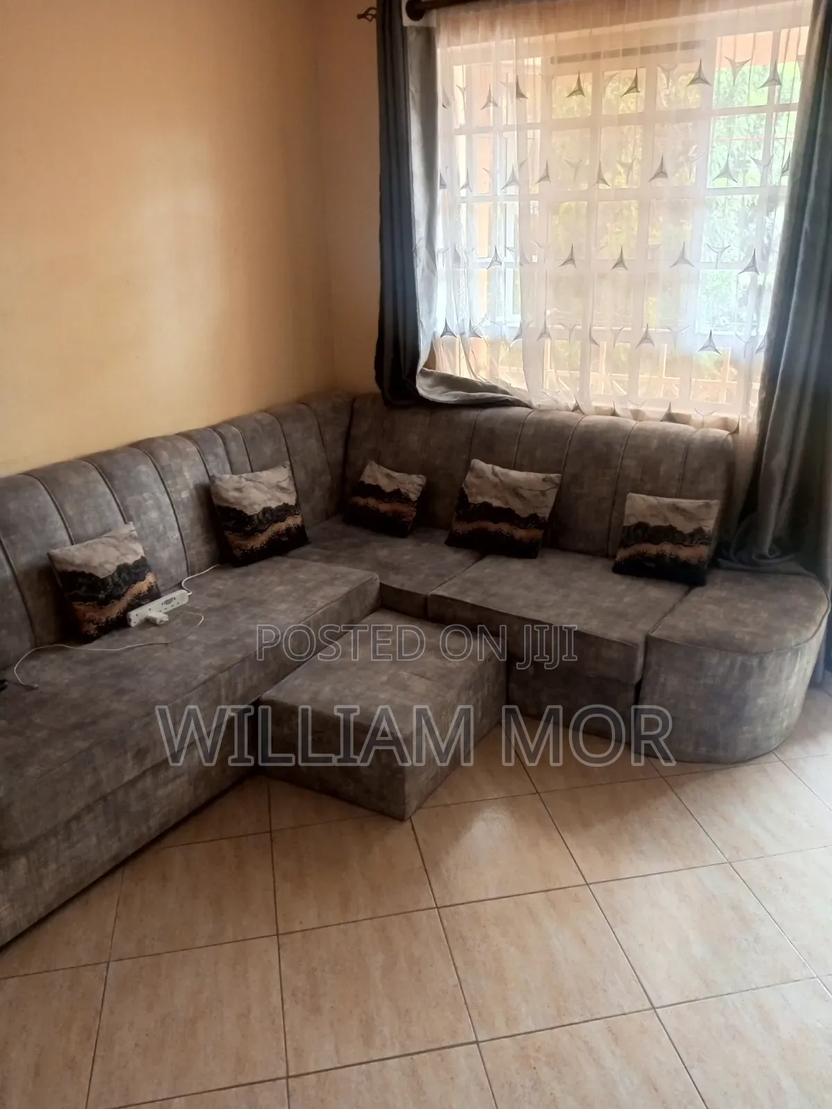 Sofa Set With Pillows
