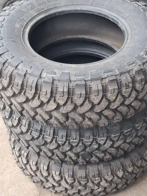 235/75r15 Comforser (Lt)