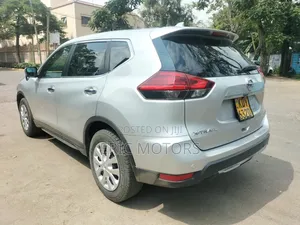 Nissan X-Trail 2019 Silver