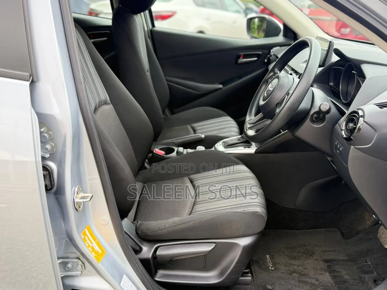 Mazda 2 2020 Silver