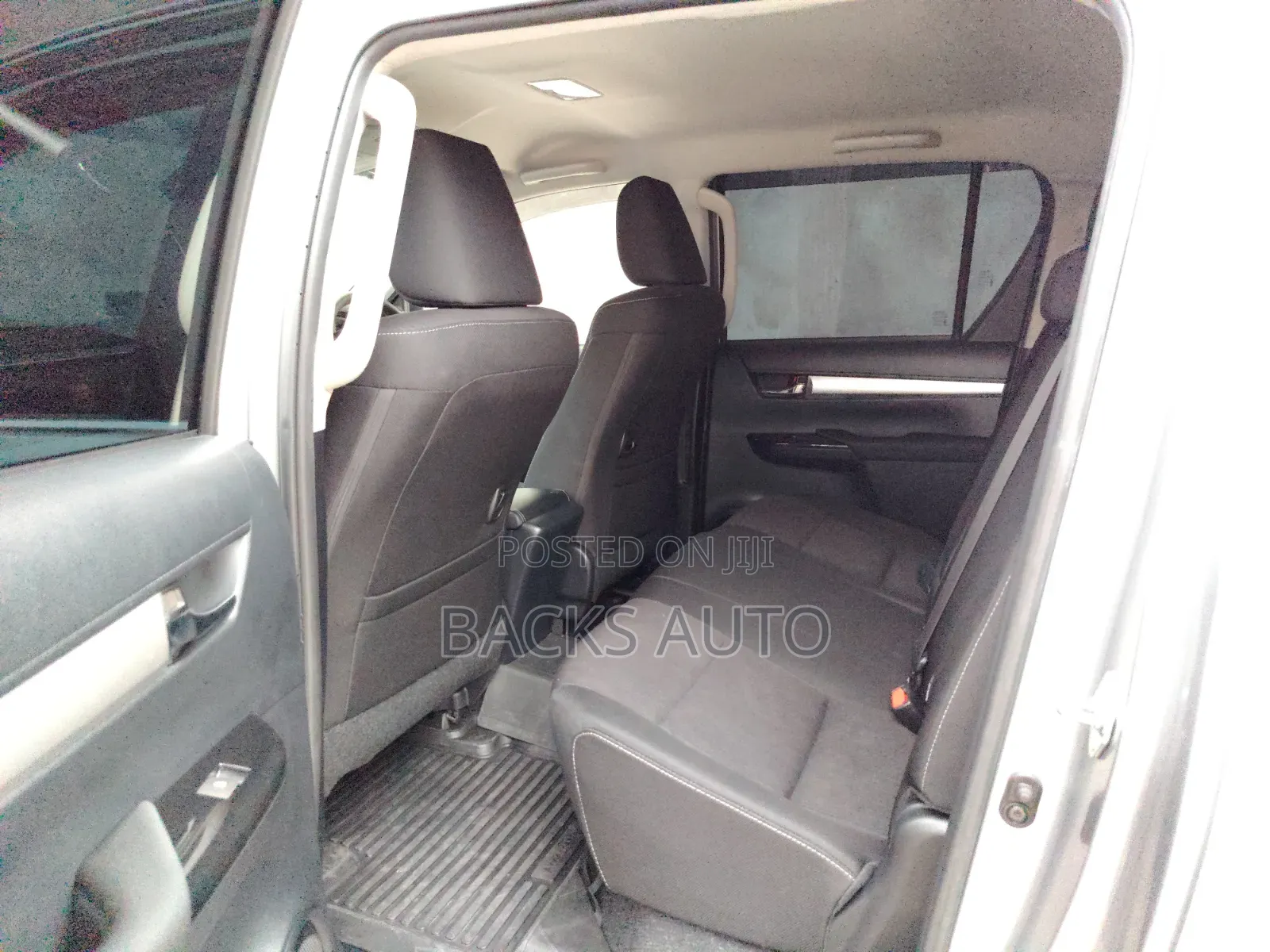 Toyota Hilux 2.4 Diesel 2020 Silver