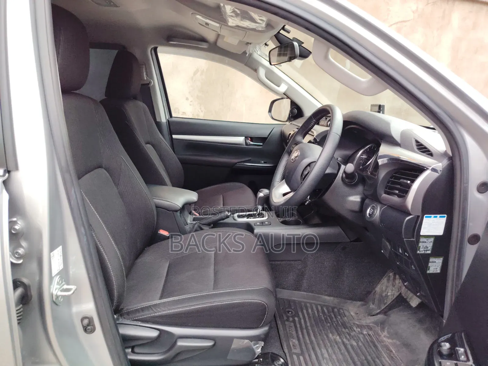 Toyota Hilux 2.4 Diesel 2020 Silver