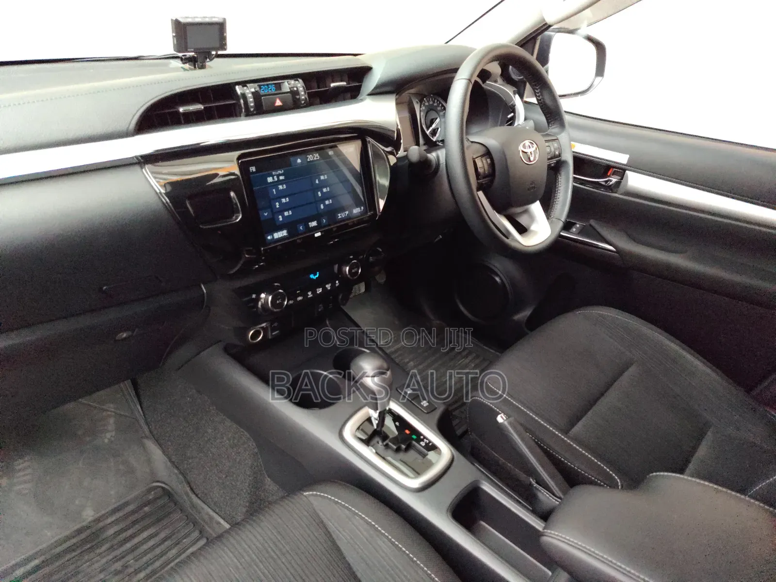 Toyota Hilux 2.4 Diesel 2020 Silver