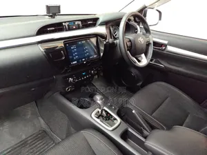 Toyota Hilux 2.4 Diesel 2020 Silver